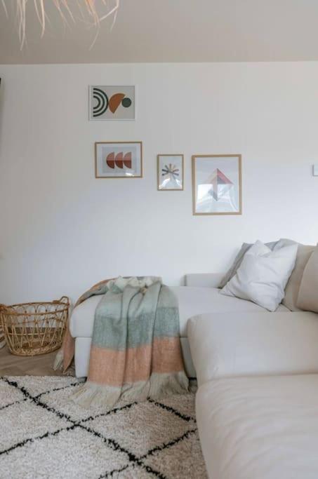 Juan - Stijlvol Appartement Met Uitzicht Op De Kaai ออสเทนด์ ภายนอก รูปภาพ