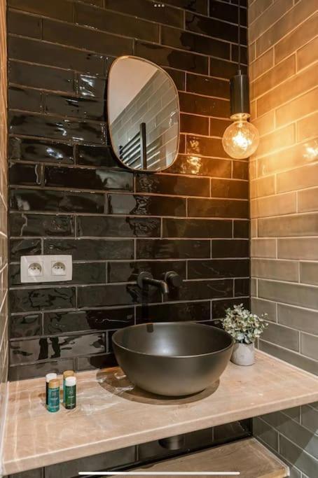 Juan - Stijlvol Appartement Met Uitzicht Op De Kaai ออสเทนด์ ภายนอก รูปภาพ